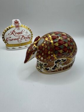 Royal Crown Derby Armadillo Bone China Paperweight. Gold Stopper 1996.